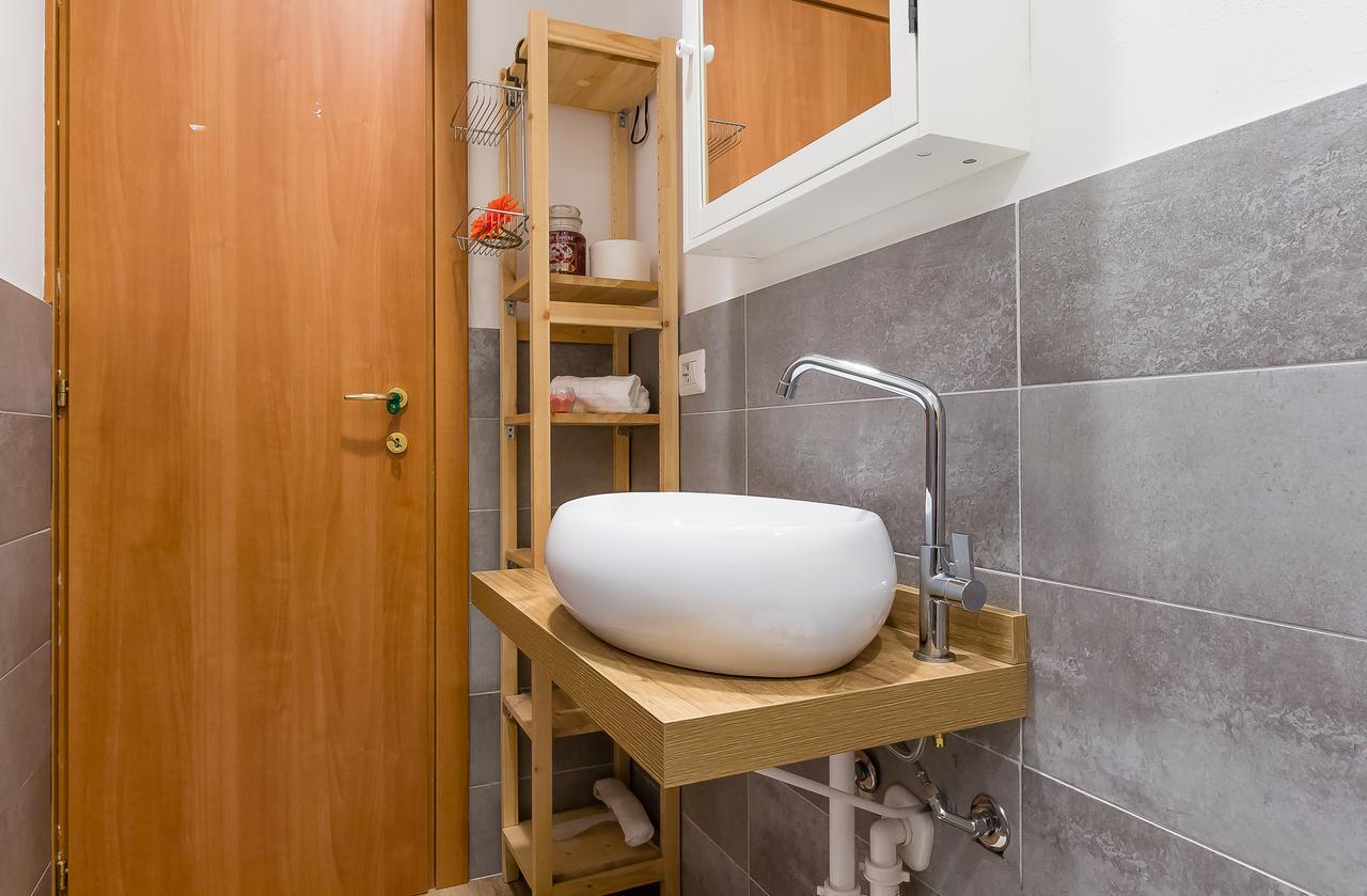 Apartament Alessia'S Flat - Sarpi 2 Mediolan Zewnętrze zdjęcie