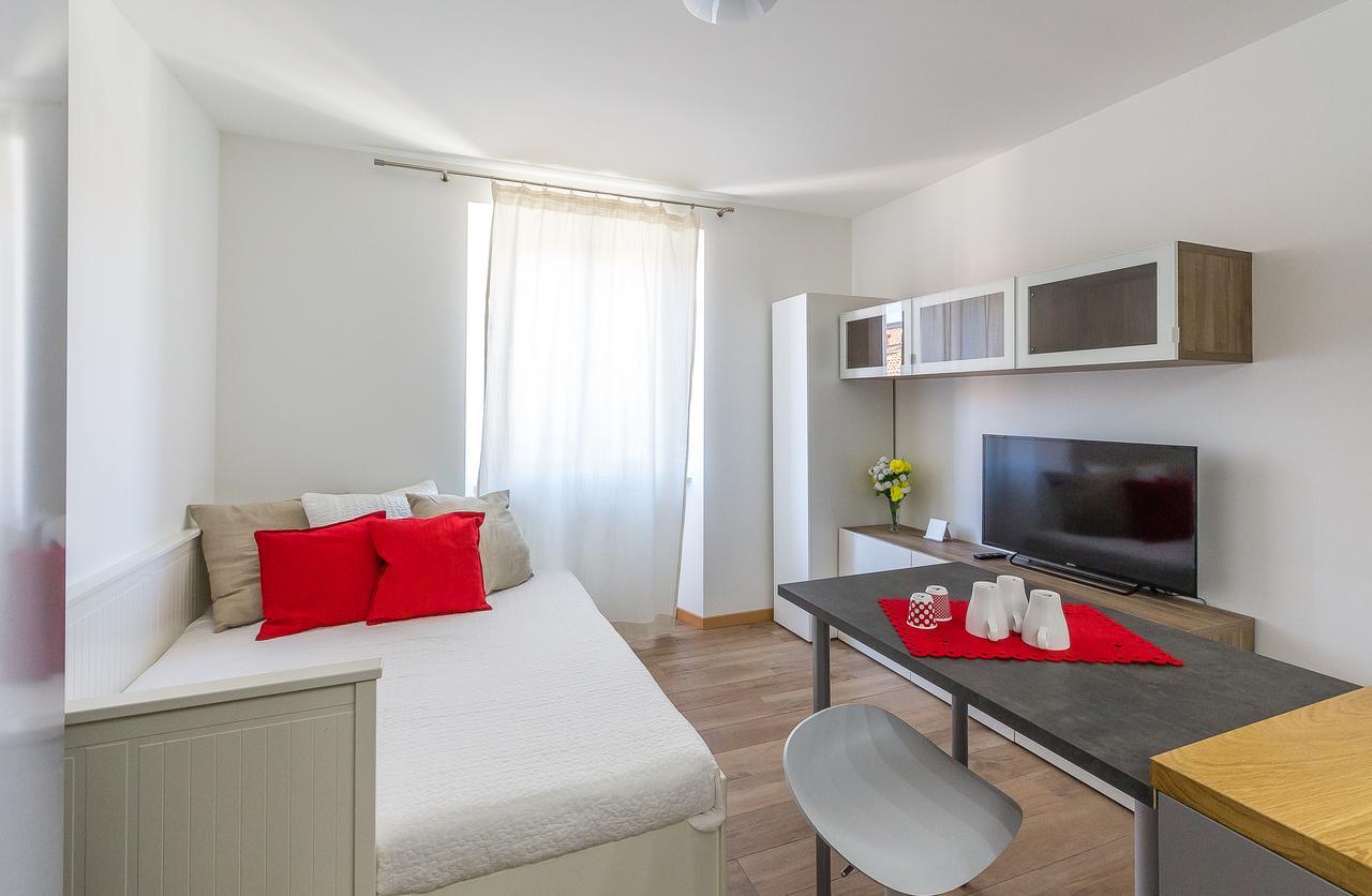 Apartament Alessia'S Flat - Sarpi 2 Mediolan Zewnętrze zdjęcie