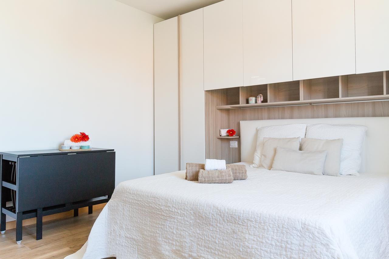 Apartament Alessia'S Flat - Sarpi 2 Mediolan Zewnętrze zdjęcie