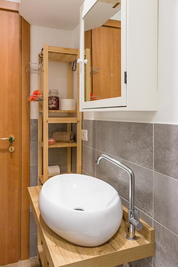 Apartament Alessia'S Flat - Sarpi 2 Mediolan Zewnętrze zdjęcie